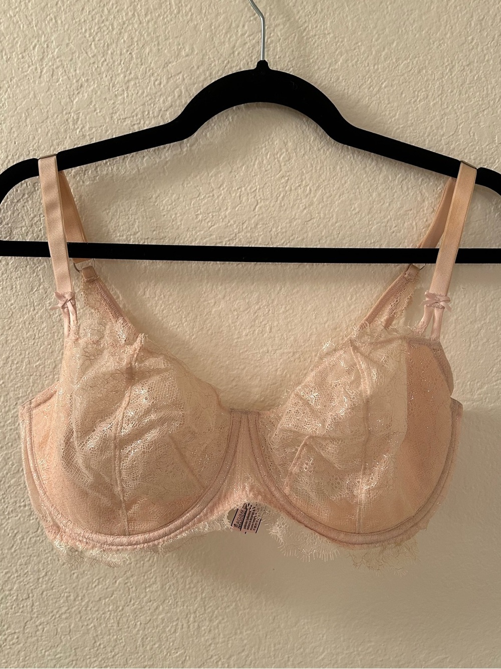 Victoria's Secret Light Pink Sheer Lace Underwire Bra
